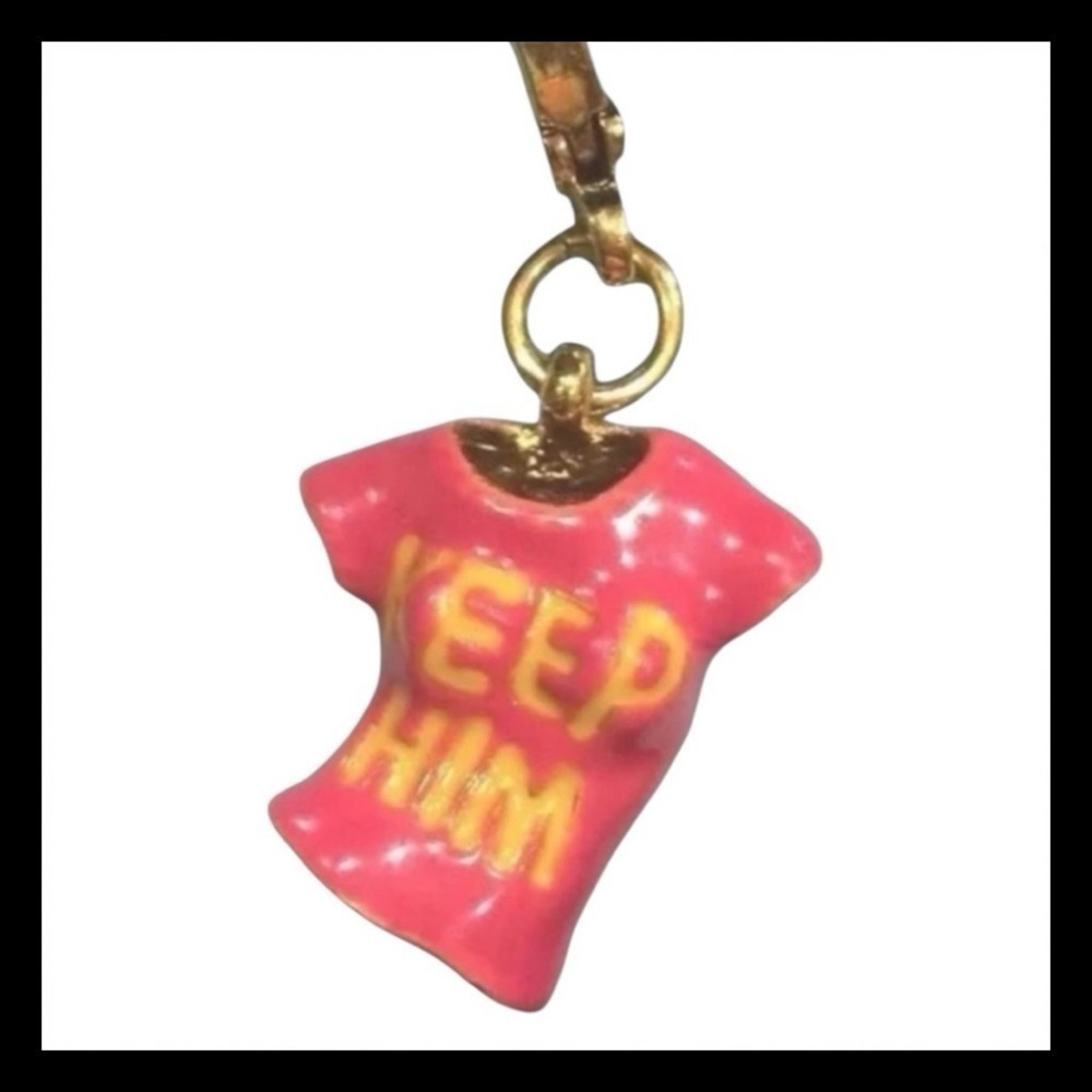 2004 JUICY COUTURE KEEP HIM/ DITCH HIM TSHIRT CHARM